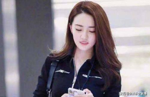 圈内人爆料徐璐文咏珊,揭秘娱乐圈的友情与竞争 第2张 圈内人爆料徐璐文咏珊,揭秘娱乐圈的友情与竞争 第2张