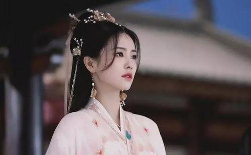 白鹿娱乐吃瓜,揭秘娱乐圈最新“吃瓜”事件 第3张 白鹿娱乐吃瓜,揭秘娱乐圈最新“吃瓜”事件 第3张