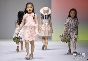小女孩时装爆料大全视频,揭秘小女孩时装爆料大全 第3张 小女孩时装爆料大全视频,揭秘小女孩时装爆料大全 第3张