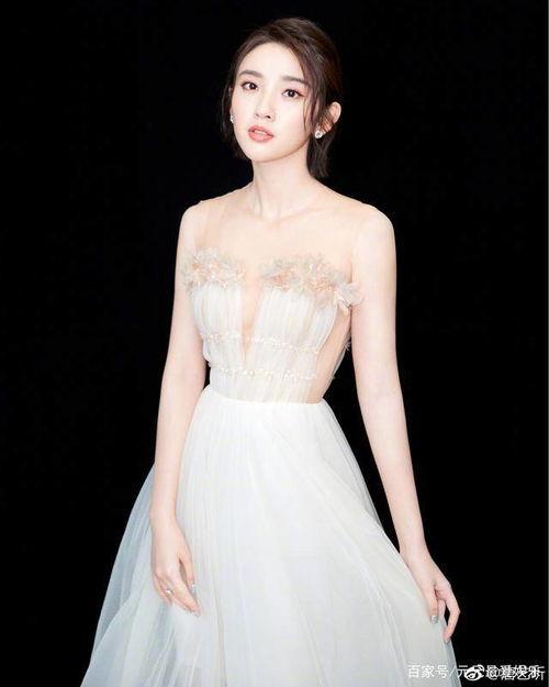 女明星真实爆料娱乐圈视频,女明星揭秘幕后黑幕 第3张 女明星真实爆料娱乐圈视频,女明星揭秘幕后黑幕 第3张