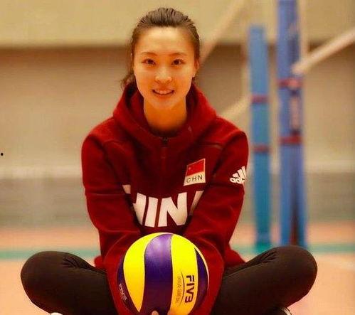 吃瓜娱乐酱打排球,展现青春风采  第2张