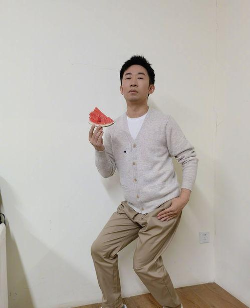 杨迪爆料家里搬家视频大全,温馨瞬间记录温馨时光