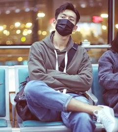 李现的恋情爆料视频,甜蜜互动引网友热议  第2张